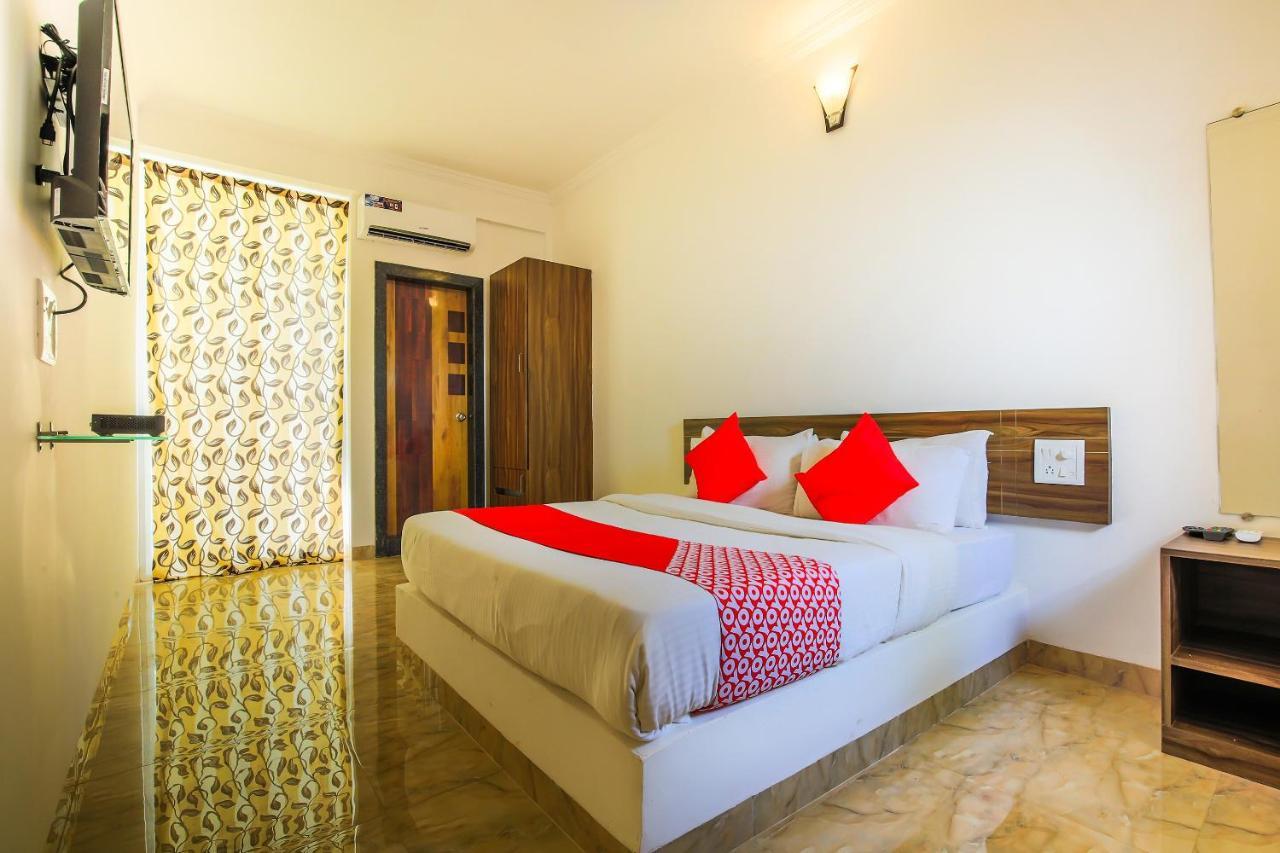 Oyo 24173 La Conceicao Aldeia Morjim Hotel Luaran gambar