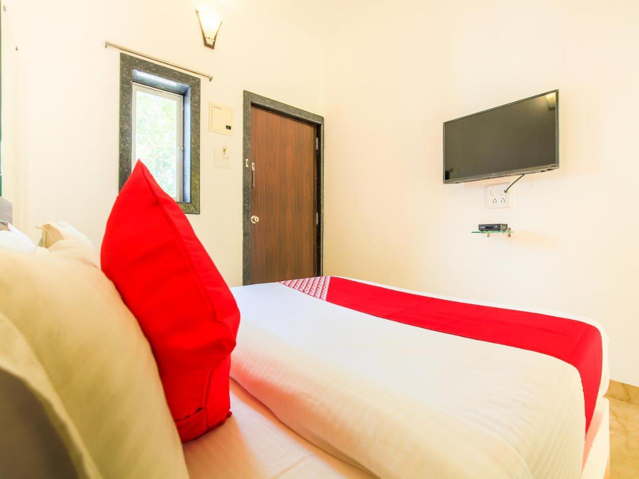Oyo 24173 La Conceicao Aldeia Morjim Hotel Luaran gambar