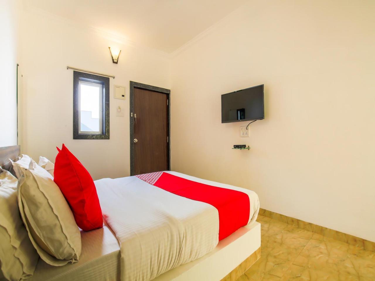 Oyo 24173 La Conceicao Aldeia Morjim Hotel Luaran gambar