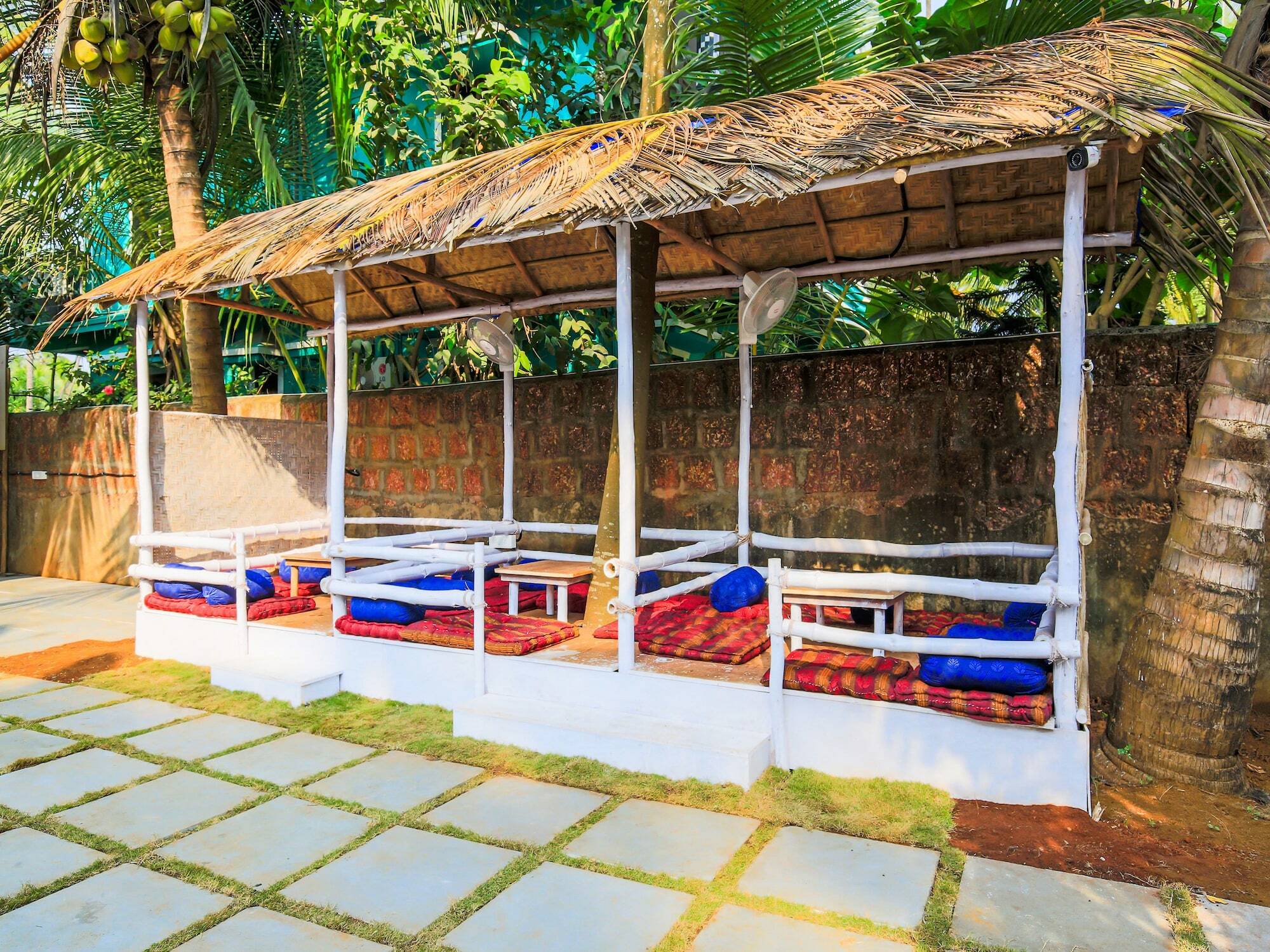 Oyo 24173 La Conceicao Aldeia Morjim Hotel Luaran gambar